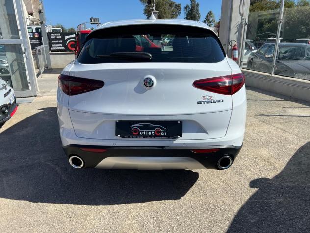 Alfa Romeo Stelvio 2.2 Turbodiesel 160 CV AT8 RWD Business - Foto 5