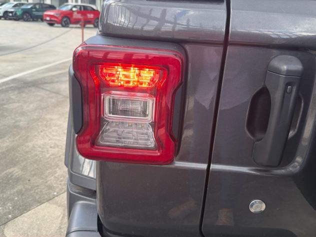 Jeep Wrangler Unlimited 2.2 mjt II Sport auto - Foto 10