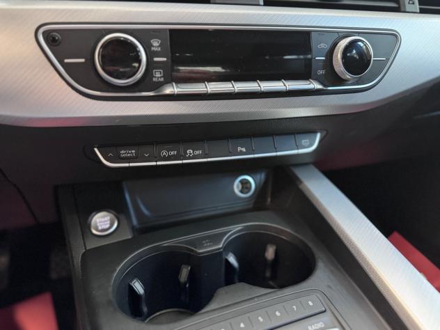 Audi A4 Avant 2.0 TDI 190 CV S tronic Sport - Foto 8