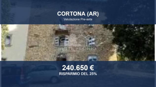 Immobile in asta di 345 m² in vendita a Cortona