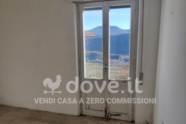 Appartamento di 115 m² con 5 locali e posto auto in vendita a Duno - Foto 10