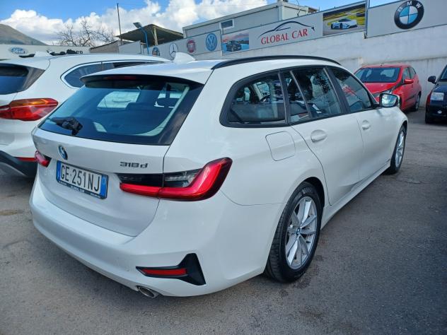 Bmw 318 d 48V Touring ANNO 2021 - Foto 4