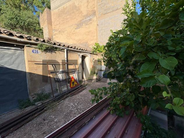 Magazzino in vendita a Caltagirone