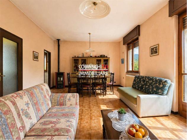 V000845 - OMEGNA , CASA INDIPENDENTE CON GIARDINO - Foto 2
