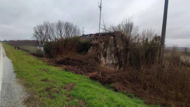 Immobile in asta di 225 m² con più di 5 locali in vendita a Roncoferraro - Foto 4