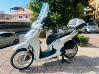 HONDA SH 300 i TUTTO INCLUSO ANCHE PASSAGGIO! MINI RATE rif. 23958904