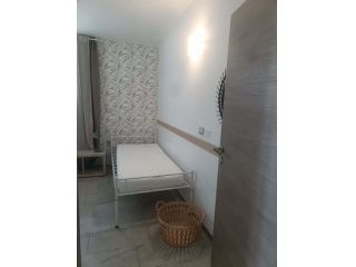Room in Via Castellammare, Milano for 120 m² with 4 bedrooms