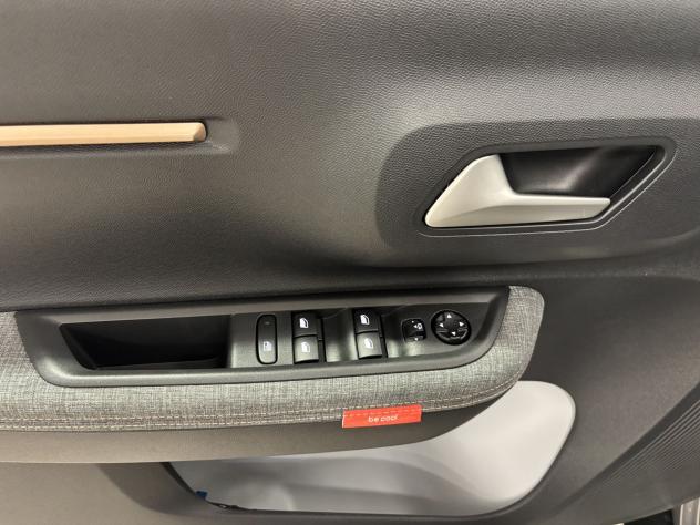 Citroën C3 Aircross HYBRID 145 CV C.AUTOMATICO PLUS CARPLAY RETROCAMERA - Foto 7