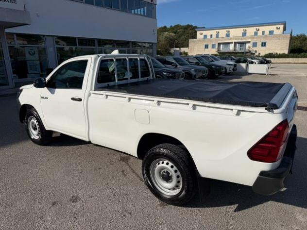 TOYOTA Hilux 2.4 D-4D 4WD 2 porte Single Cab Comfort rif. 24205037 - Foto 4