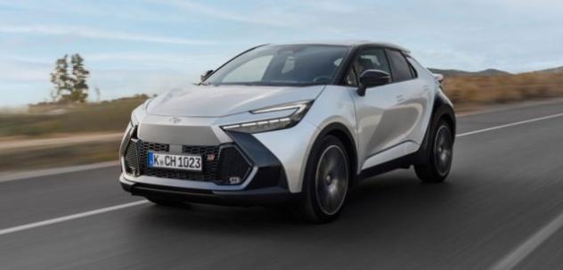 TOYOTA C-HR 2.0 PHEV GR Sport rif. 24050283 - Foto 2