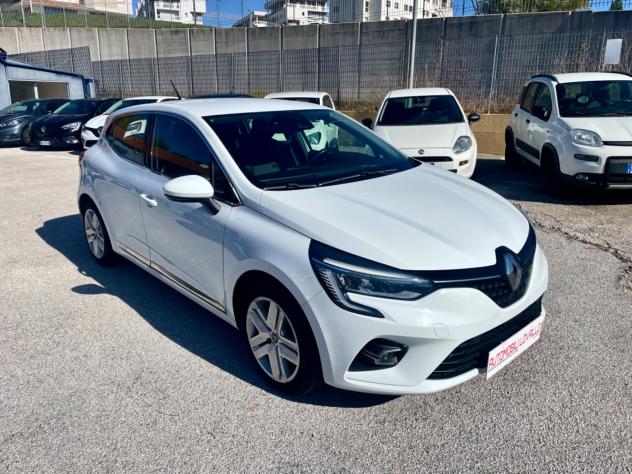 Renault Clio Blue dCi 85 CV 5p Intens 2020 - Foto 3