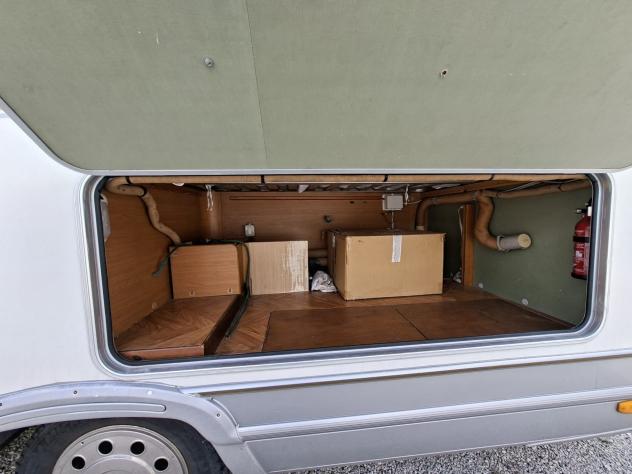 MOTORHOME MOBILVETTA IVECO DINETTE LETTO FRANCESE BASCULANTE GANCIO TRAINO CLIMATIZZATORE GEMELLATO POSTERIORE FOTOVOLTAICO CAMPEGGIO CAMPER USATI G - Foto 9