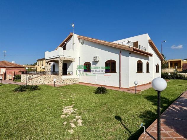 Rif. 2315- Villa esclusiva con piscina a Marina di Ragusa