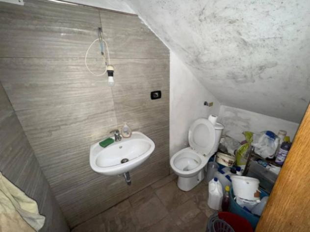 Immobile in asta di 158 m² con più di 5 locali in vendita a Tarano - Foto 3