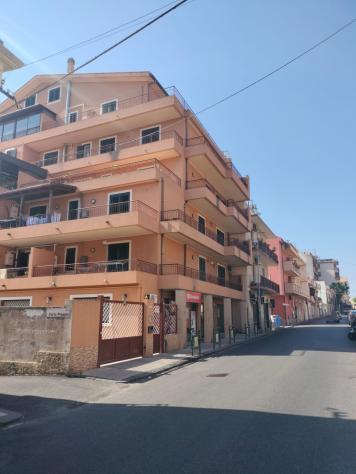 Locale commerciale in vendita a Messina