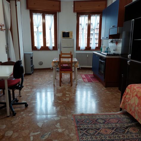 SOLO PER STUDENTI E STUDENTESSE, DAL 1 OTTOBRE, MONOLOCALE