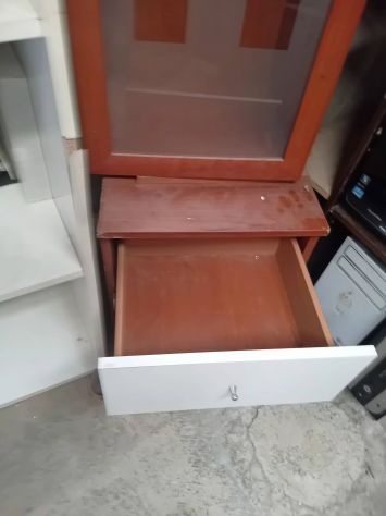 2 vetrinette uso garage ripostiglio - Foto 6