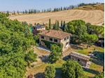 Casale in vendita a Asciano 383 mq  Rif: 1426678