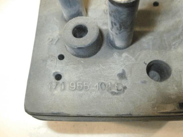 171955101C ROSTRO BORCHIA CON LAVAFARI PARAURTI ANTERIORE LATO DESTRO VOLKSWAGEN GOLF 2 1.6 B RICAMBIO NUOVO - Foto 4