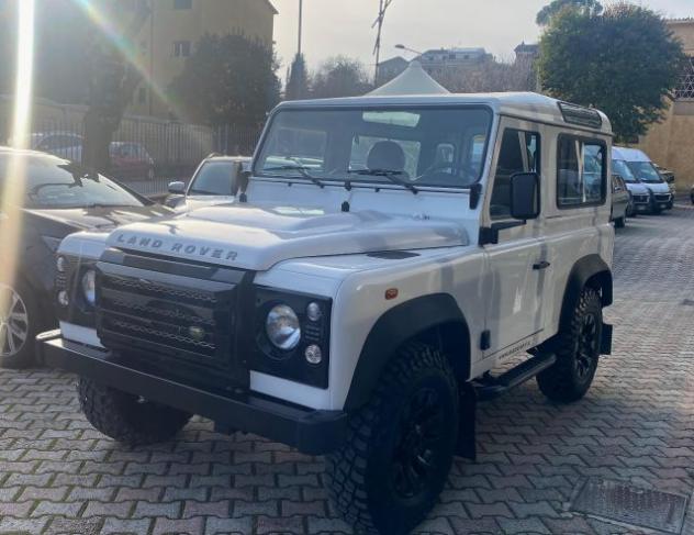 LAND ROVER Defender 90 2.2 TD4 Station Wagon rif. 19949650 - Foto 9
