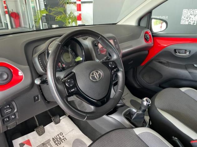 TOYOTA Aygo Connect 1.0 VVT-i 72 CV 5p x-cool rif. 20213390 - Foto 9
