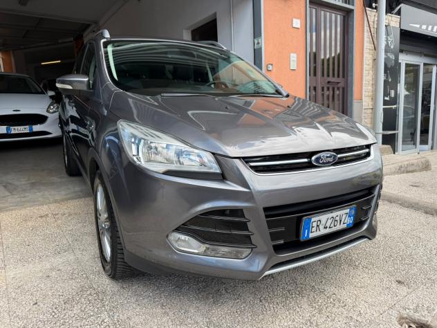 Ford Kuga 2.0 TDCi 140 CV 2WD Titanium - Foto 3