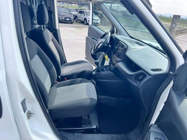 FIAT Doblò 1.6 MJT 105CV S&S PL-TA Cargo Maxi XL Business - Foto 6