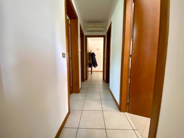 Villa di 183 m² con 5 locali e box auto in vendita a Cadoneghe - Foto 10