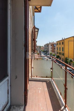 IMOLA - AMPIO APPARTAMENTO DA RISTRUTTURARE NEL CUORE DELLA CITTA' - Foto 10