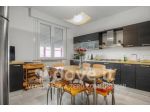Casa indipendente di 354 m² con più di 5 locali e box auto doppio in vendit &hellip;