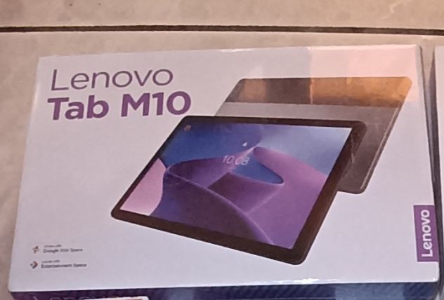 Tablet Lenovo M10 imballato 4/64 wifi