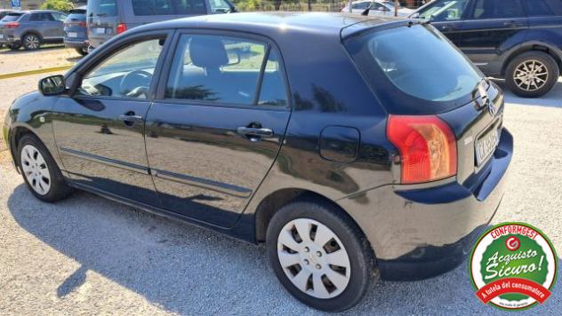 TOYOTA Corolla 1.4 16V 5 porte Sol rif. 23980191 - Foto 2