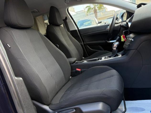PEUGEOT 308 1.6HDi 120 EAT6 Allure rif. 23795735 - Foto 8