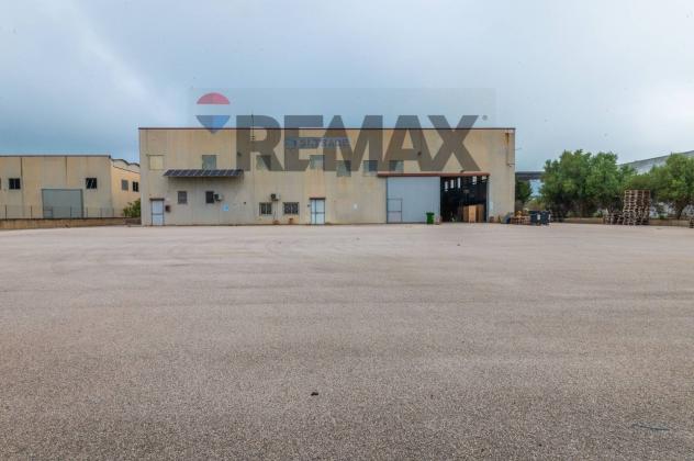 Capannone Industriale in vendita a Caltagirone