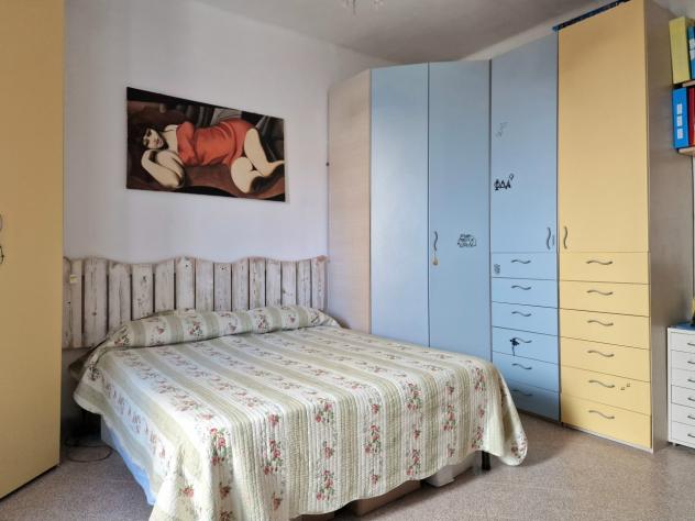 MARINA DI MASSA, periferia vicino al mare, proponiamo porzione di villa bifamiliare con giardino privato su tre lati. Si compone di soggiorno, ampia c - Foto 15
