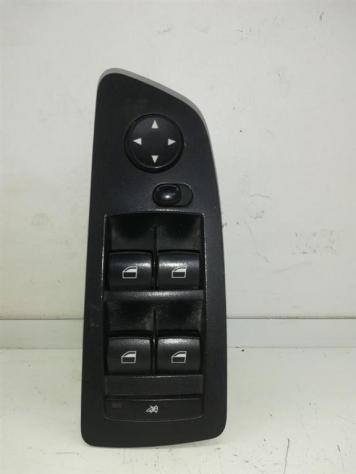 PULSANTIERA ANTERIORE SINISTRA BMW Serie 1 Serie (E87) 613191132066 M47N204D4 (0407)