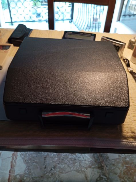VENDO MACCHINA DA SCRIVERE  PORTATILE TIPPA TRIUMPH  VINTAGE - Foto 4