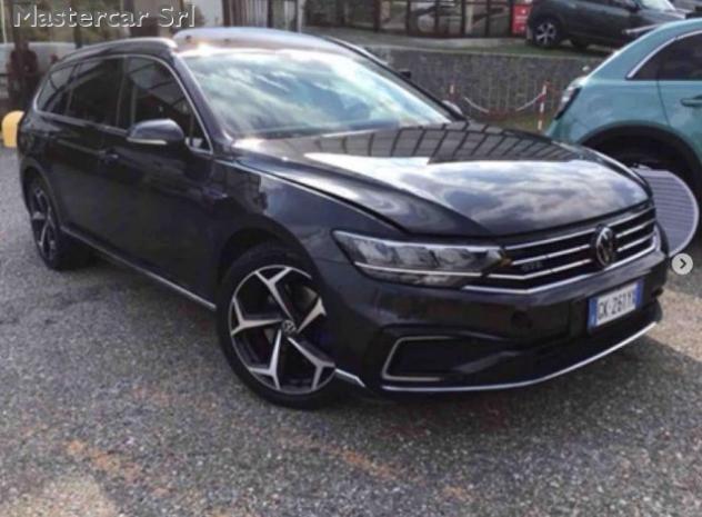 VOLKSWAGEN Passat Variant Passat VIII Variant 1.4 phev GTE dsg - GK261YX rif. 24169632 - Foto 2