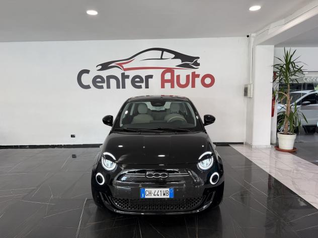 FIAT 500 Electric La Prima 3+1 - Foto 2