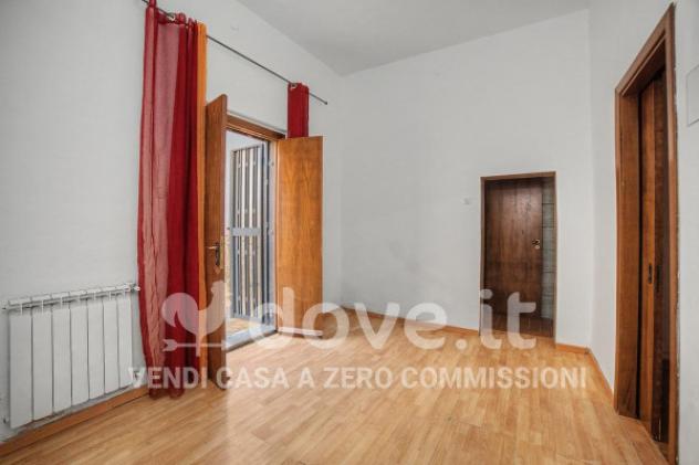 Casa indipendente di 187 m² con 4 locali e box auto in vendita a Catania - Foto 7