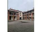 ASTA OCCASIONE:Sulbiate, Piazza Castello appartamento cantina e box