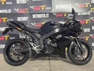 YAMAHA YZF R1 Akrapovic Video 360 rif. 23962357