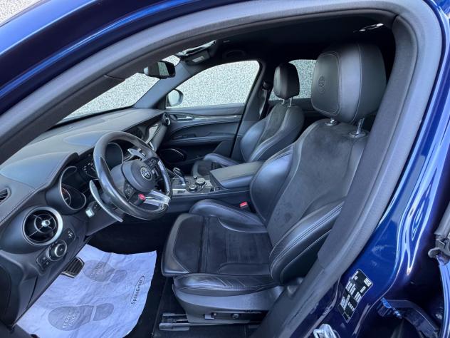 Alfa Romeo Stelvio 2.9 Bi-Turbo V6 510 CV AT8 Quadrifoglio - Foto 9
