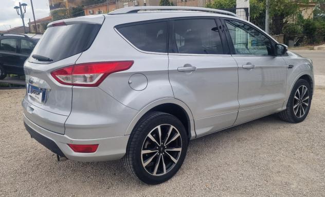 Ford Kuga 2.0 TDCI 120 CV S&S 2WD ST-Line - Foto 6