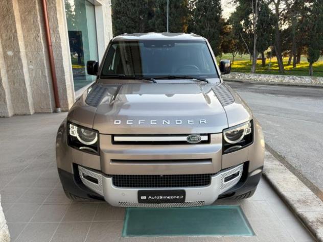 LAND ROVER Defender 110 3.0D I6 200 CV AWD Auto SE 7 POSTI rif. 23829897 - Foto 2