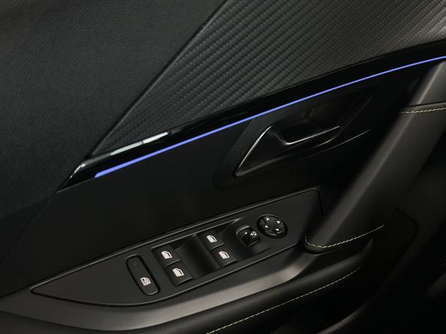 Peugeot 208 GT Hybrid 136 e-DCS6 auto - Foto 8