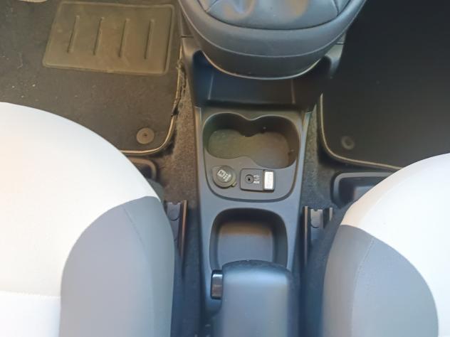 Fiat Panda 1.0 FireFly S&S Hybrid City Life - Foto 10