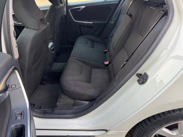 Volvo V60 D3 Kinetic - Foto 8
