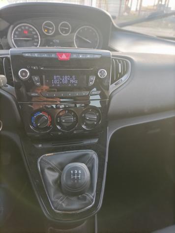 Lancia Ypsilon 85 CV Benzina Metano Ecochic Elefantino - Foto 7
