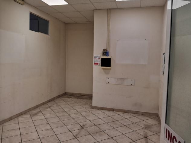 Ufficio in Via Eugenio Cisterna - Foto 12